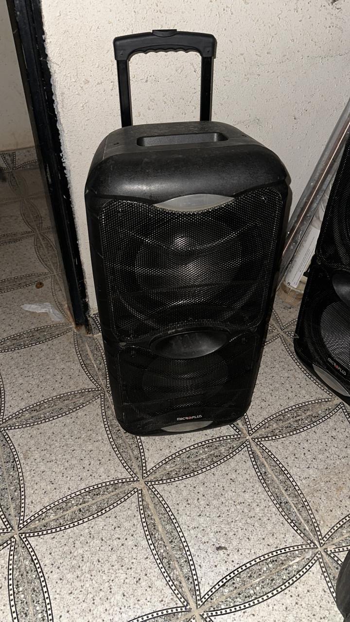 خدمات تأجير سماعات