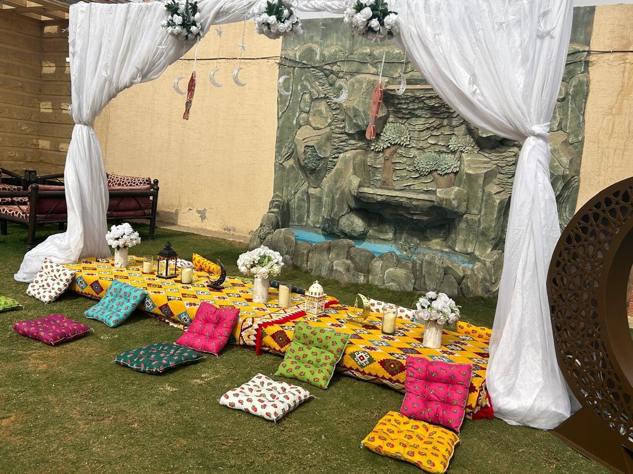 تنسق وتجهيز حفلات  جميع المناسبات